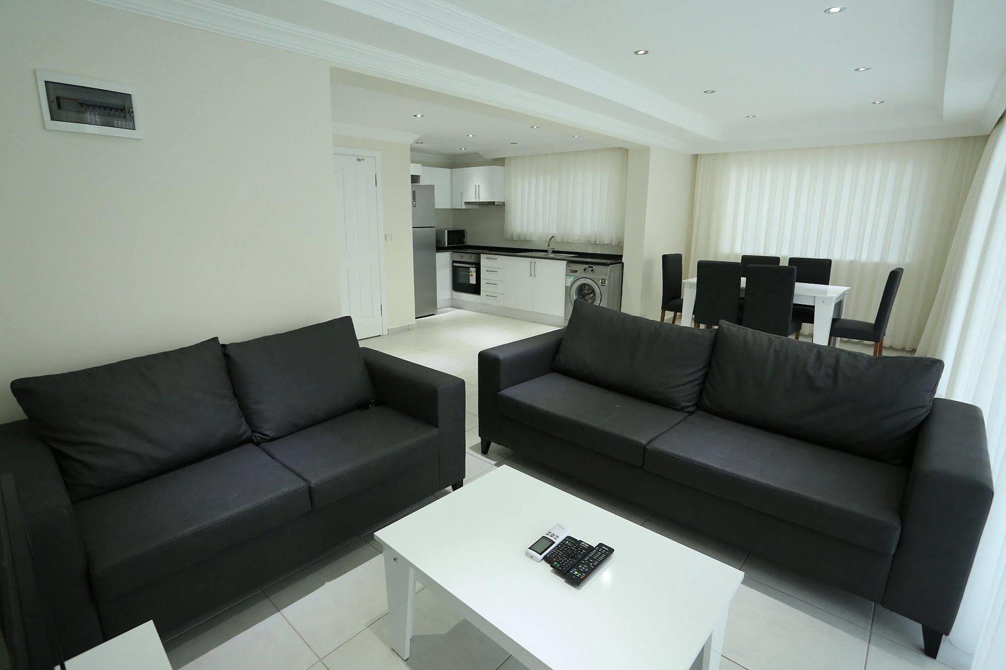Orka Royal Hills Apartments ออวาจิค ภายนอก รูปภาพ